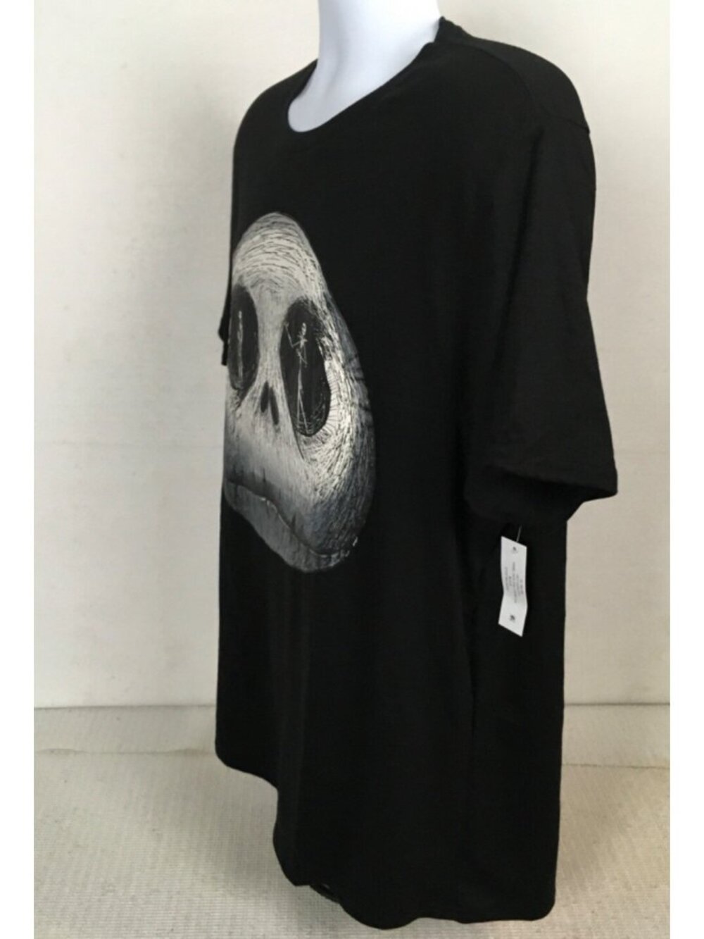 Disney T shirt Size XL 46 Tim Burton The Nightmare Before Christmas Black White - Picture 5 of 13